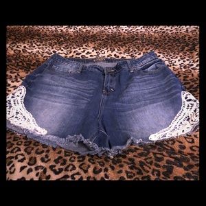Jean Shorts with Lace accents